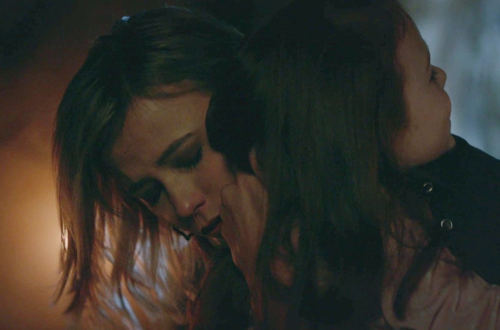 freelinmalraux's tweet photo. I need at least 1 Freya/Hope hug.
#freyamikaelson #frope #hopemikaelson #legacies https://t.co/c0RoIAERiP