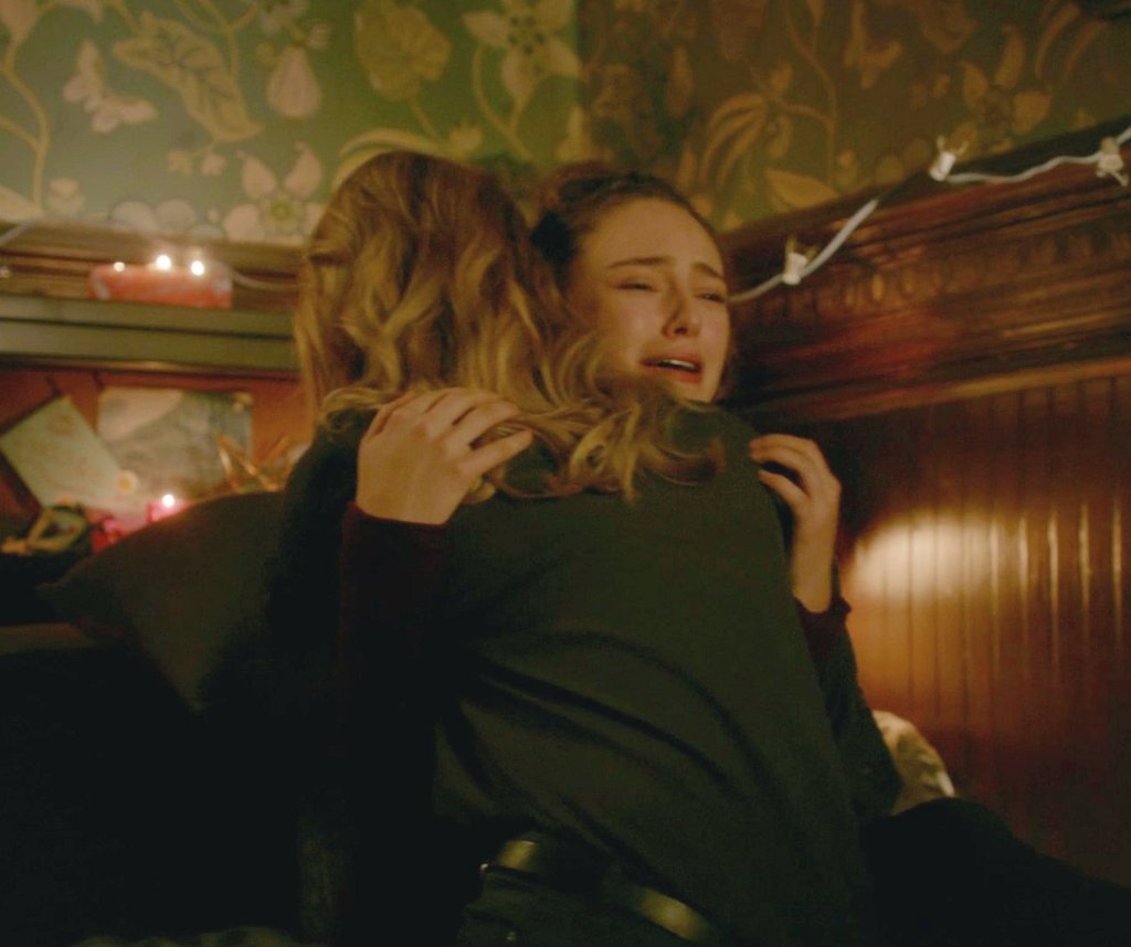 freelinmalraux's tweet photo. I need at least 1 Freya/Hope hug.
#freyamikaelson #frope #hopemikaelson #legacies https://t.co/c0RoIAERiP