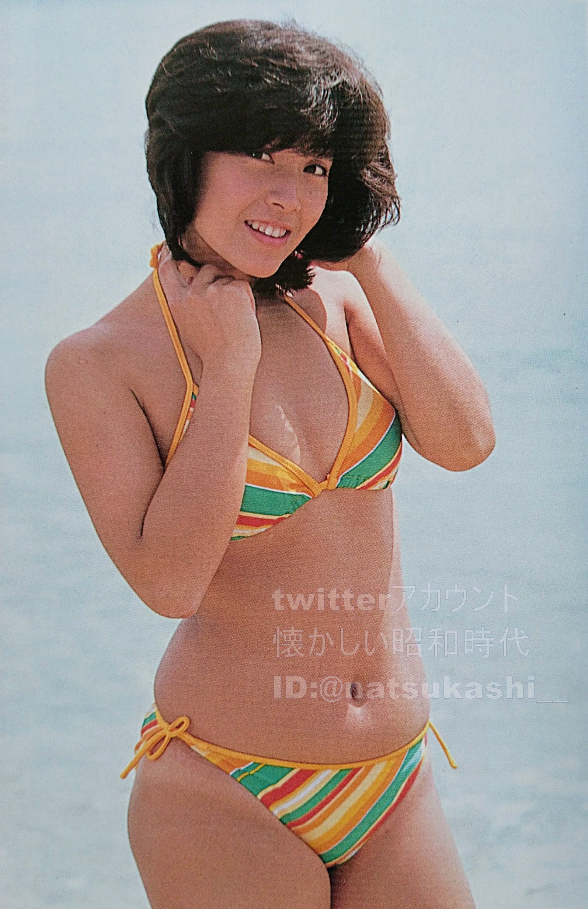 101%』大型本 柏原よしえ 写真集 雑誌 グラビアアイドル 101%』大型本 柏原よしえ 写真集 雑誌 グラビアアイドル