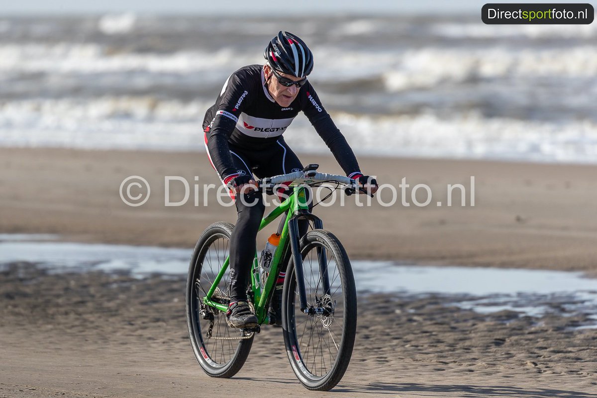 Directsportfoto.nl (@directsportfoto) on Twitter photo Alle foto's van de strandrace <a href="/KatwijkFietst/">Katwijk Fietst</a> staan online.
bit.do/katwijk
#strandrace #beachbiken #beachbike #knwu Alle foto's van de strandrace <a href="/KatwijkFietst/">Katwijk Fietst</a> staan online.
bit.do/katwijk
#strandrace #beachbiken #beachbike #knwu