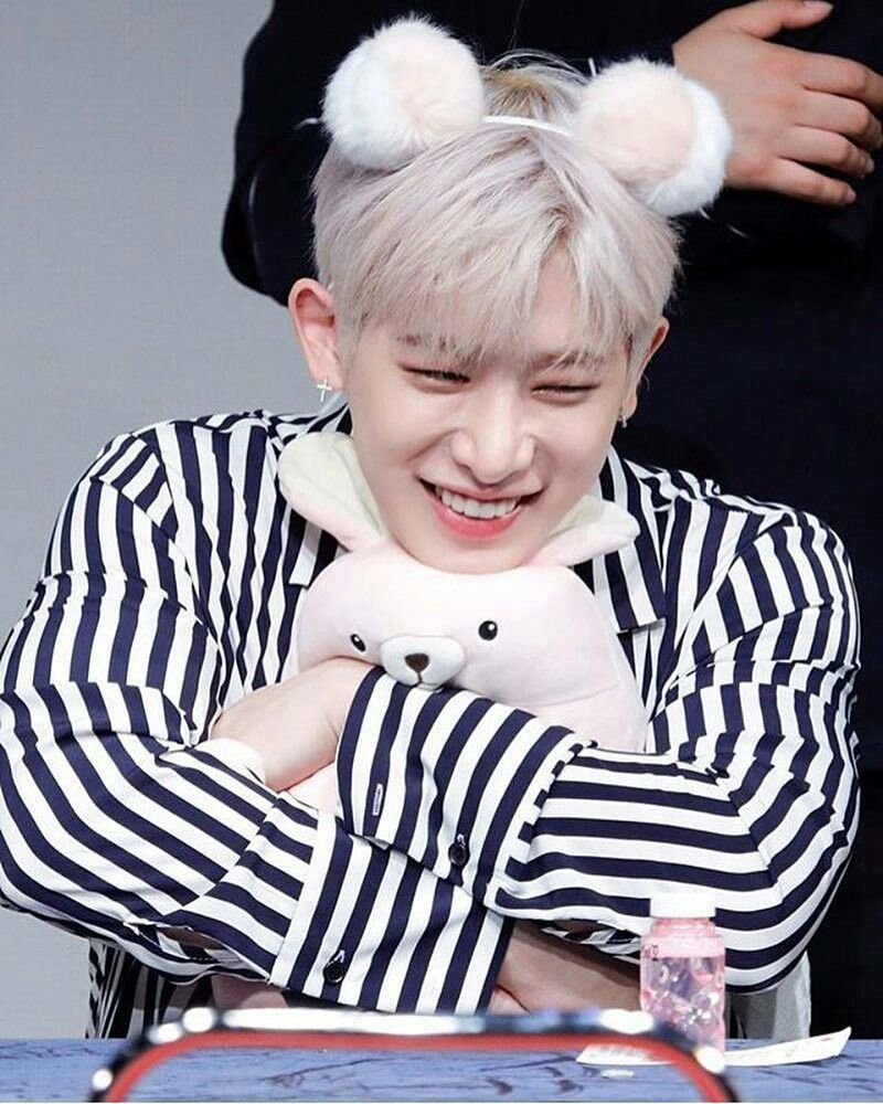 joseffischer765's tweet photo. For gods sake... all the kpop fandoms out there.. let's realize what the fuc is happenin in 2019!! Stop the fanwars and let us help our #MONBEBES to get #WONHOCOMEBACK #MONSTA_X  lets help them dont be fuckin toxic!! #WonhoWeLoveYou https://t.co/QPCpNSBOBJ