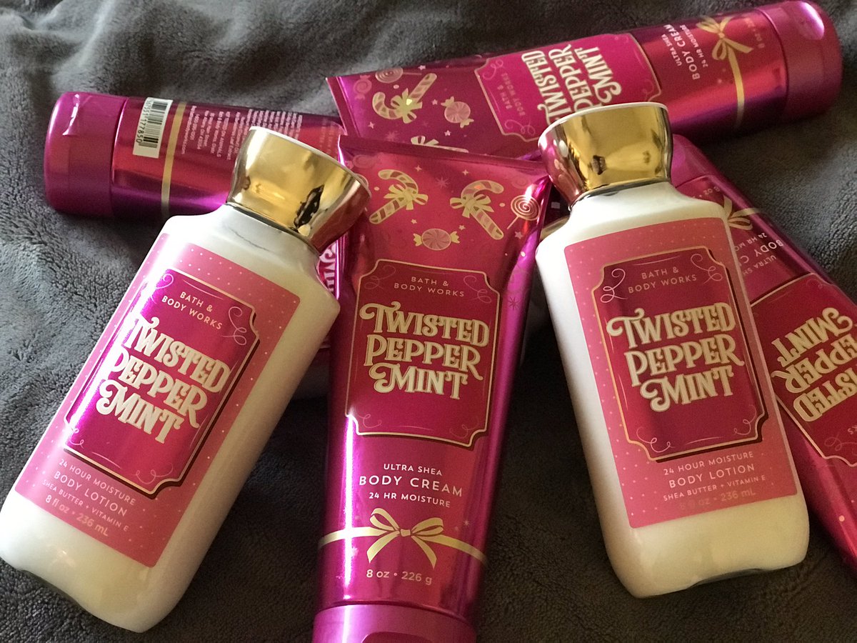 lizziemarie's tweet photo. The best part about November. Every year I stock up. It’s the only lotion or body spray I use. I’m a happy girl. #SmellsLikeCottonCandy #TwistedPeppermint #BathAndBodyWorks https://t.co/KXCSa8iYvA