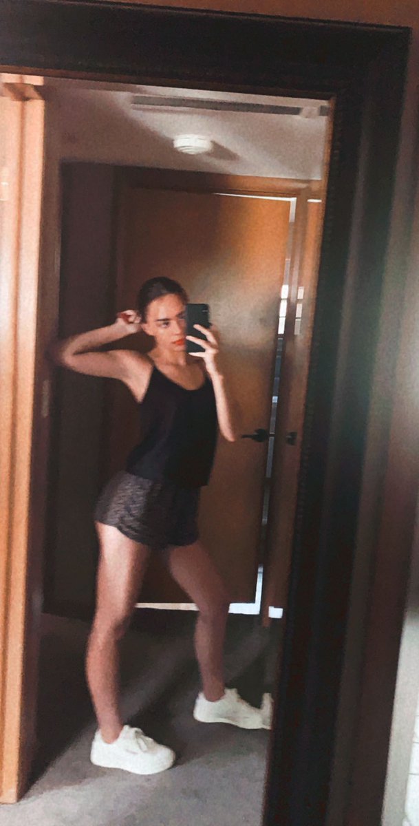 audreygracex's tweet photo. but @BryantEslava where’s your OG snap filter 🥺 I loved her on the daily and need her back in my life https://t.co/3RoEigesku