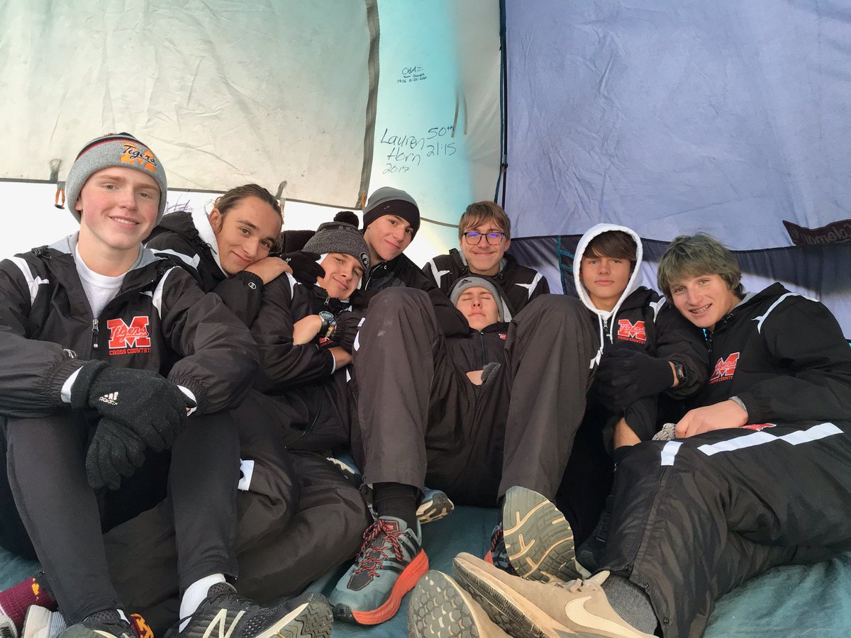 kwbg's tweet photo. 2x Boys Cross Country Champions: Madrid https://t.co/hvmH6ptyPY