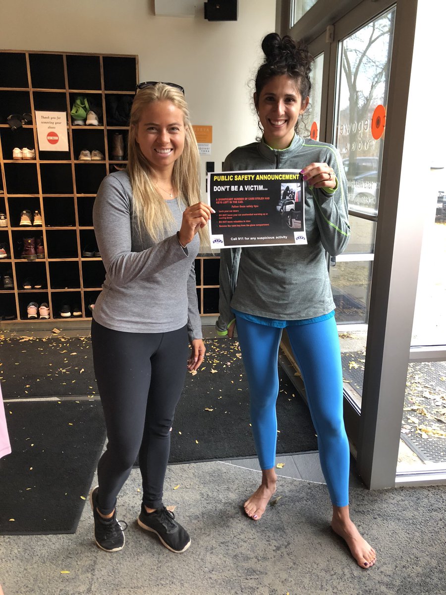 ChicagoCAPS12's tweet photo. Yoga 🧘🏻‍♀️ Studios &amp; Health Clubs 🏋🏼‍♀️ in The West Loop &amp; The Fulton  Market District @Fultonmarketchi @Chicagowestloop are notifying their members about not leaving valuables in their vehicles. #Don’tBeAVictim
🗣Always keep ⌚️👛🎒💻📱👜 secured and out of sight https://t.co/FW2ghw2p0C