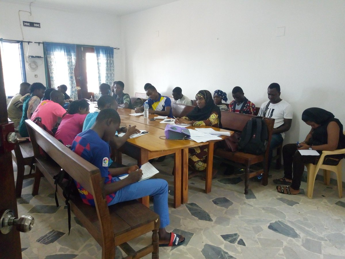 Ce samedi 2 Novembre 2019 s'est tenue la 3eme réunion régionale du MAJ maritime.4 points étaient à l'ordre du jour:La présentation du MAJ,le Rapport d'activité de l'année de 2019,l'évaluation de l'année 2019 par les MAJ et Divers
A l'ATBEF le jeune est leader! <a href="/AtbefM/">ATBEF Maritime</a> <a href="/majatbef/">MAJ ATBEF TOGO</a>