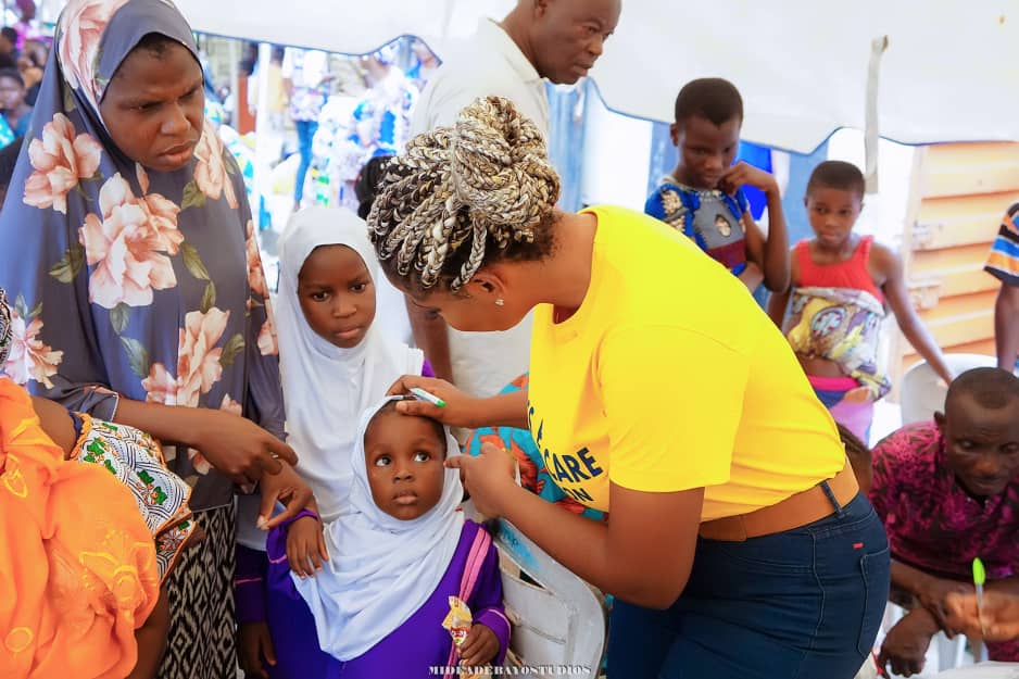 DoctorTess's tweet image. I have a strong passion to help persons with visual impairment. This is the reason why I started Tess Eye Care Foundation to reach out to people in my community who are visually impaired &amp;amp; give hope to the blind. I am grateful for the support I get from Optometrists who volunteer