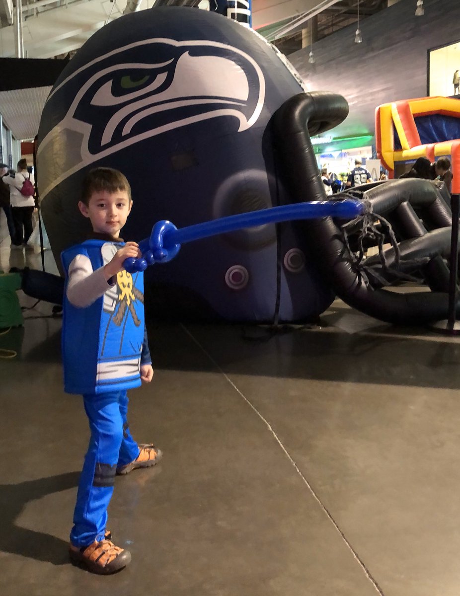 CynthiaNowak's tweet photo. #hawksmiles https://t.co/ex9uSHP5Md