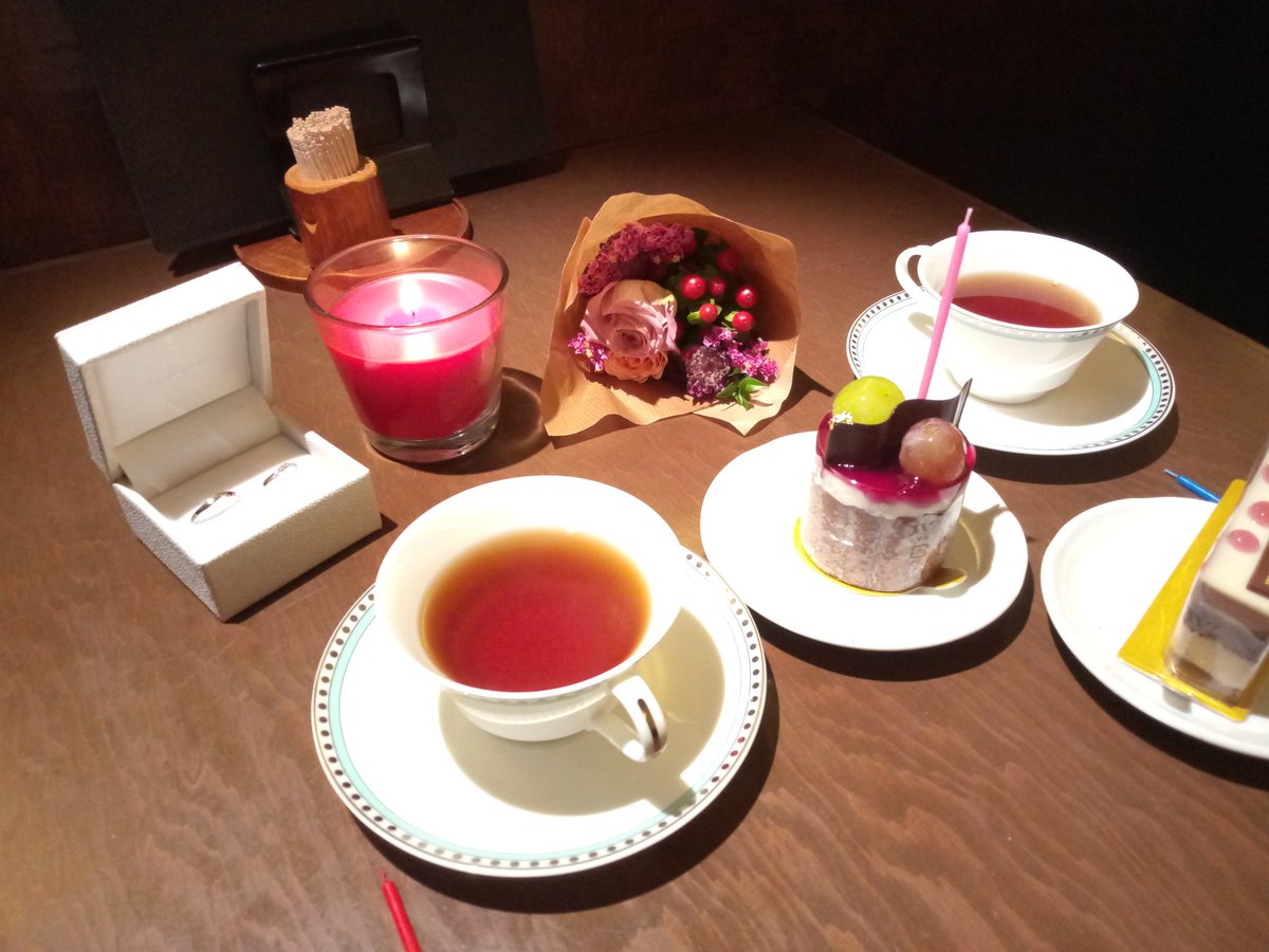 SherryJ25's tweet photo. @sobatang1 お待たせしました、 our dear friends... Ring exchange starting now from Tanabe twitter account #SobaSJ結婚式 #結婚指輪 exchange #FunEdition https://t.co/HdvEPg3zl1
