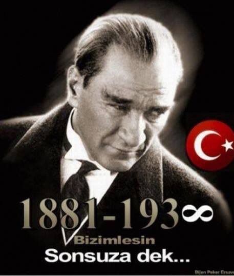 Yıpratamaz darbeler bugün dünden daha genç
Şimdi daha da zinde sağ sağ Mustafa Kemal
Samsun ufkundan güneş yeni doğmuş kadar dinç
Batmadı batmayacak çağ çağ Mustafa Kemal
