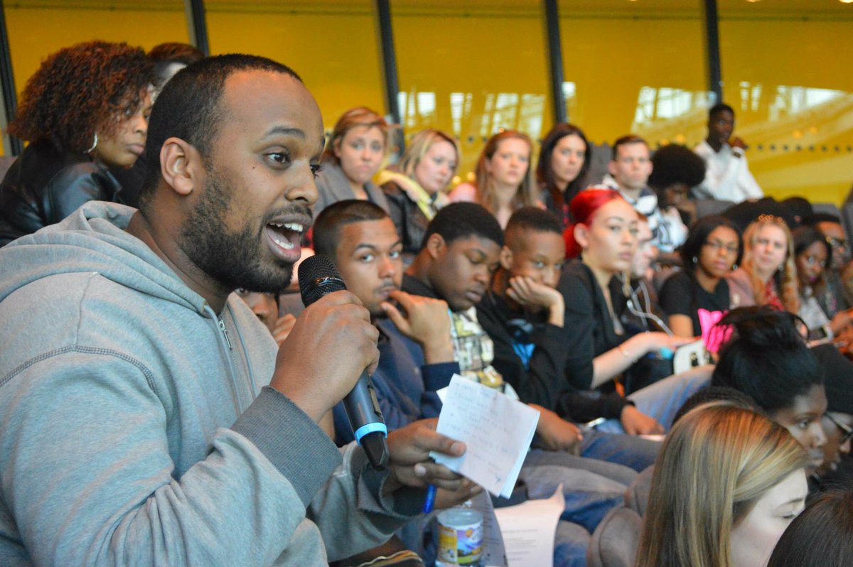 OneBigCommunity's tweet photo. The video at the end of the show @SpiritofLondon that didn’t play!! https://t.co/ybnggcxP38 Debate held in the very same space!! Our @SOLAfoundation intervention project led to @YouthViolenceUK and has changed the landscape policy wise!! #SoundingOutLondon #TrueFace https://t.co/r4ktIbjb4H