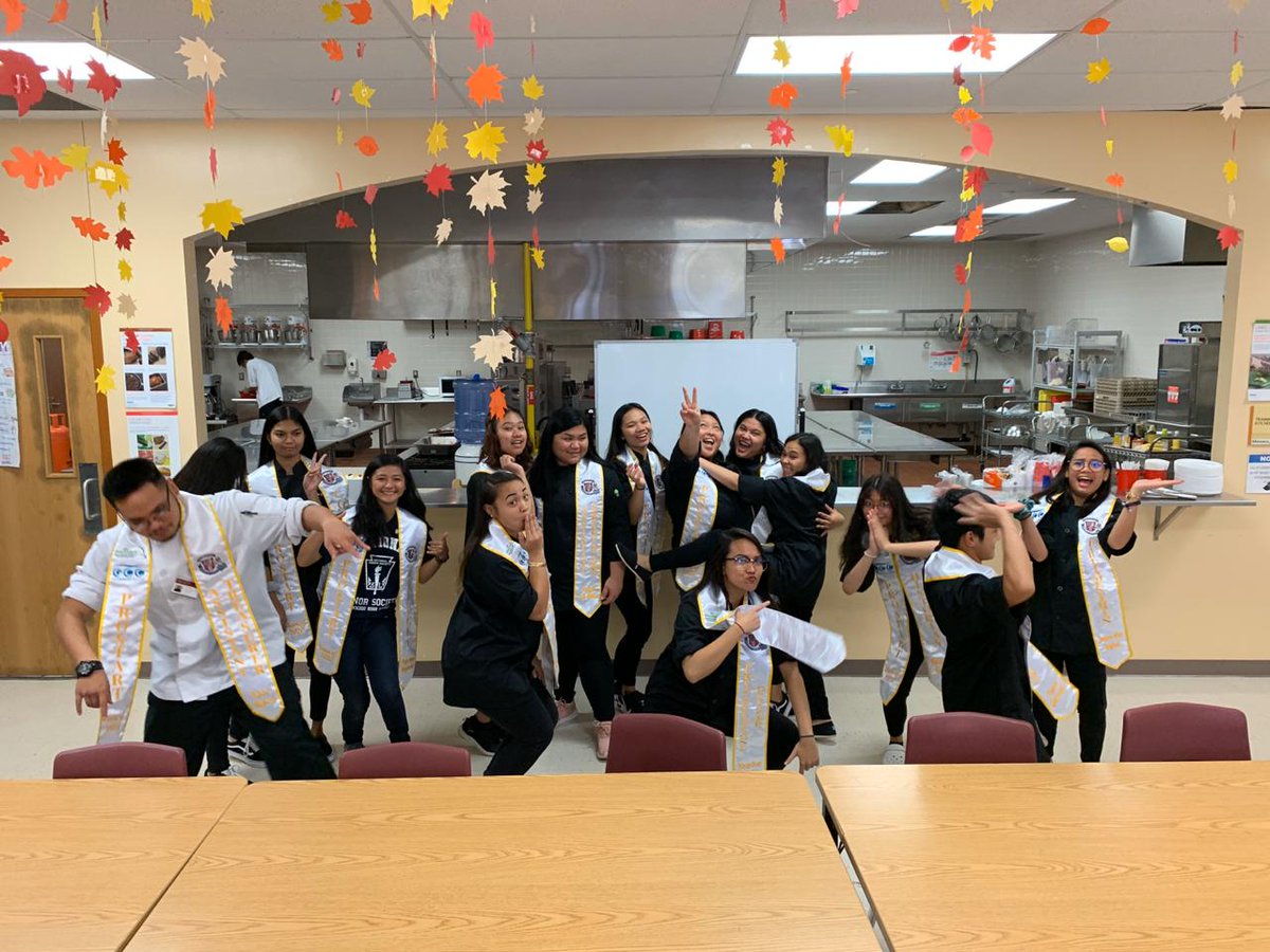 OkkodoProstart's tweet photo. We're half way there🐾🎓 https://t.co/hO2IRu8Mza