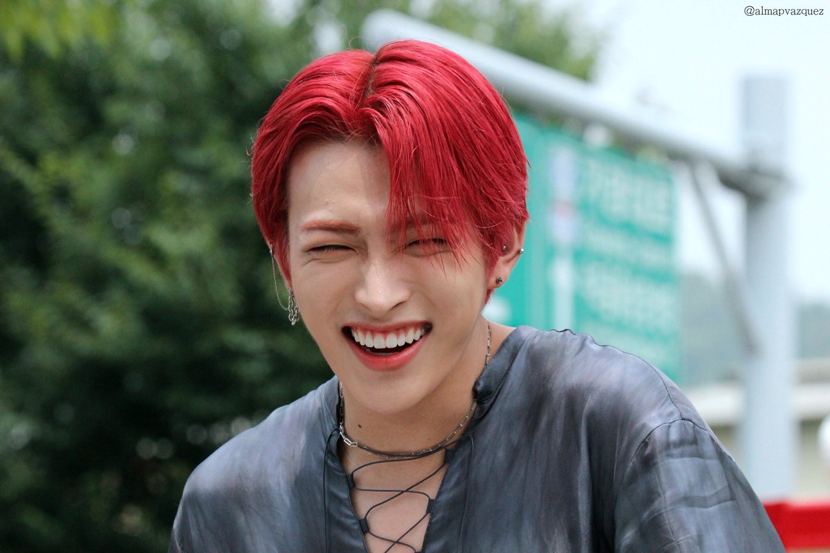 hongjoong as dami- rap legends - spends a lot of time in studio- deep thoughts- affectionate and caring- educated - AIRPORT FASHION 