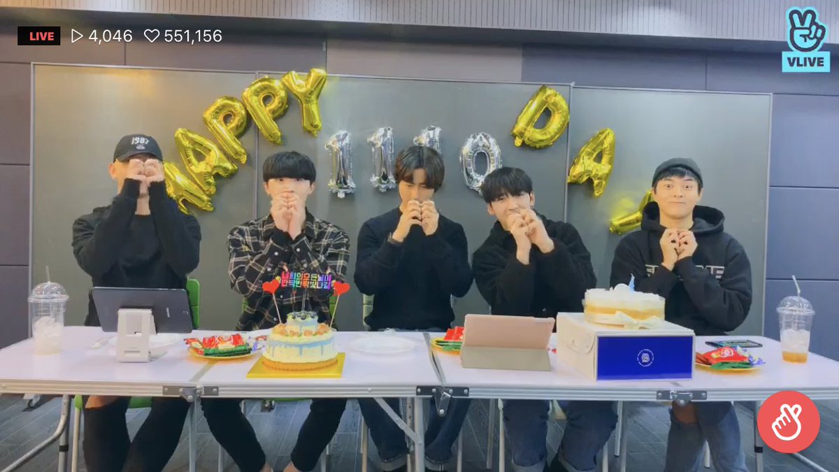 Maaaasaaaeeee's tweet photo. [MAP6 V-LIVE]
축하해~~~👏🏻🎉🎂✨
오늘은 즐거웠어!다음에 또 보자!
ありがとう❤️
 #map6 #맵식스 
#4EverWithMAP6
#4YearswithMAP6
#Happy_MAP6_4rd_Anniversary
#HAPPY_MAP6_DAY
#HAPPYMAP6DAY                                 #MAP6_데뷔_4주년을_축하해
@officialmap6 
@MAP6_JPN https://t.co/Cy7qL4hBL5