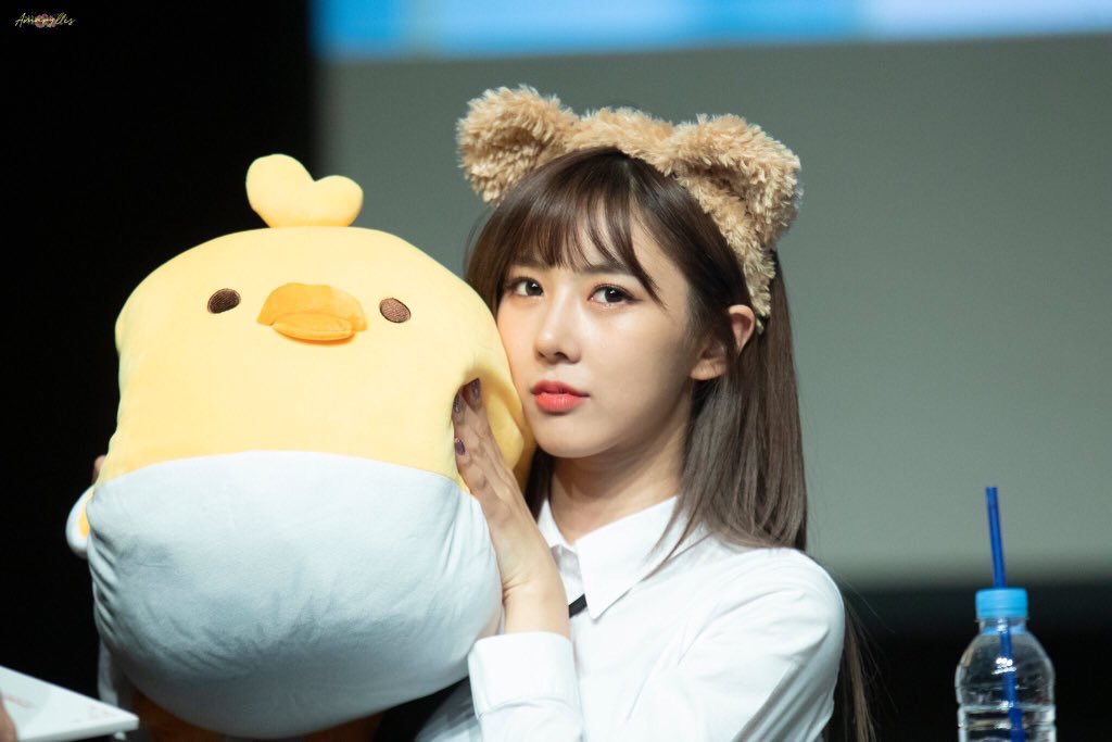 yunho as yoohyeon- puppies- the tallest in the group - another ethereal visuals- remarkable vocals and dancing skills- seems normal but actually not- a killer on stage- WE MUST PROTECT AT ALL COST