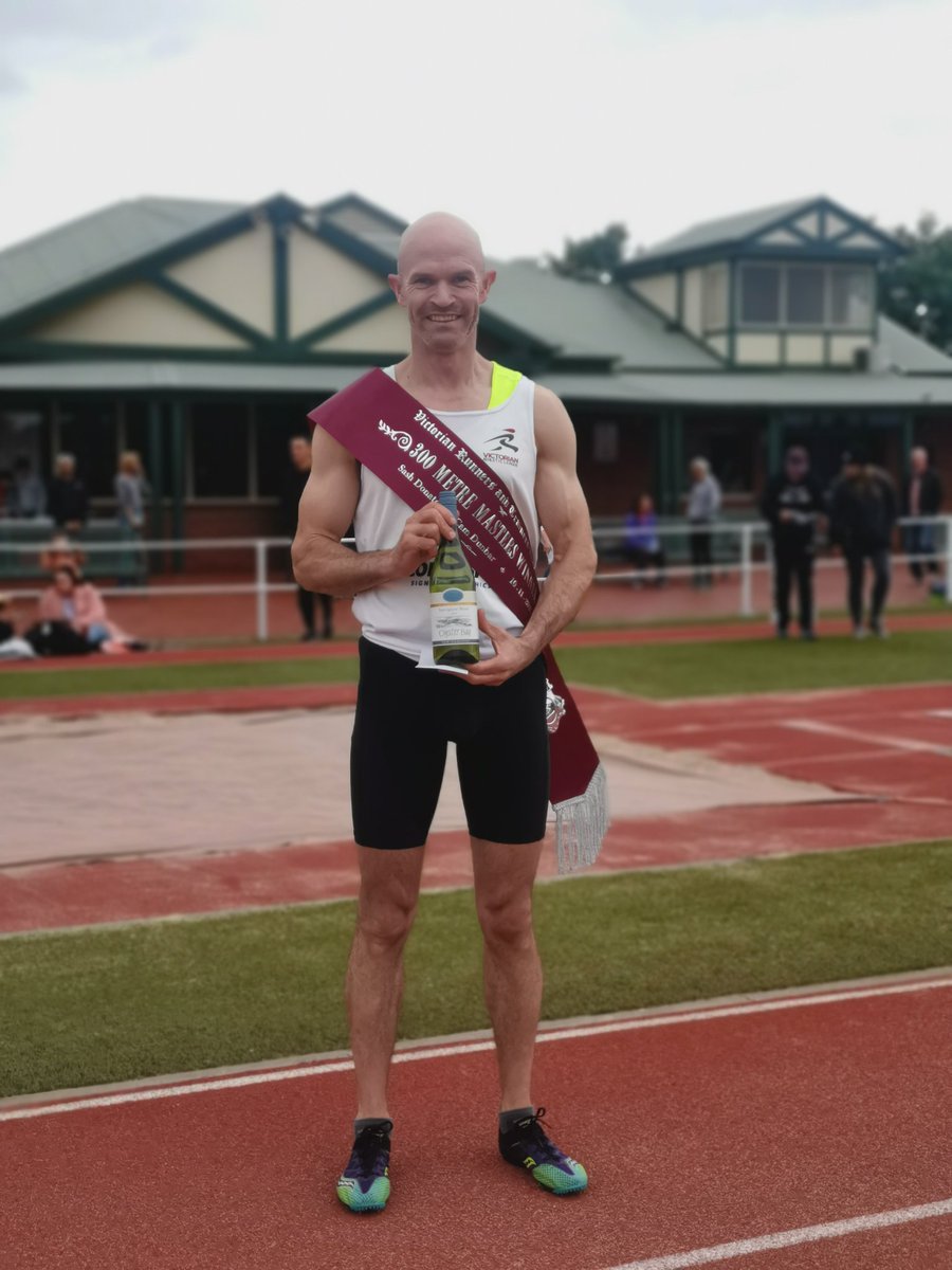 RESULT: VRTA 300m Masters final, won by Justin Murphy. #MeadowglenGift