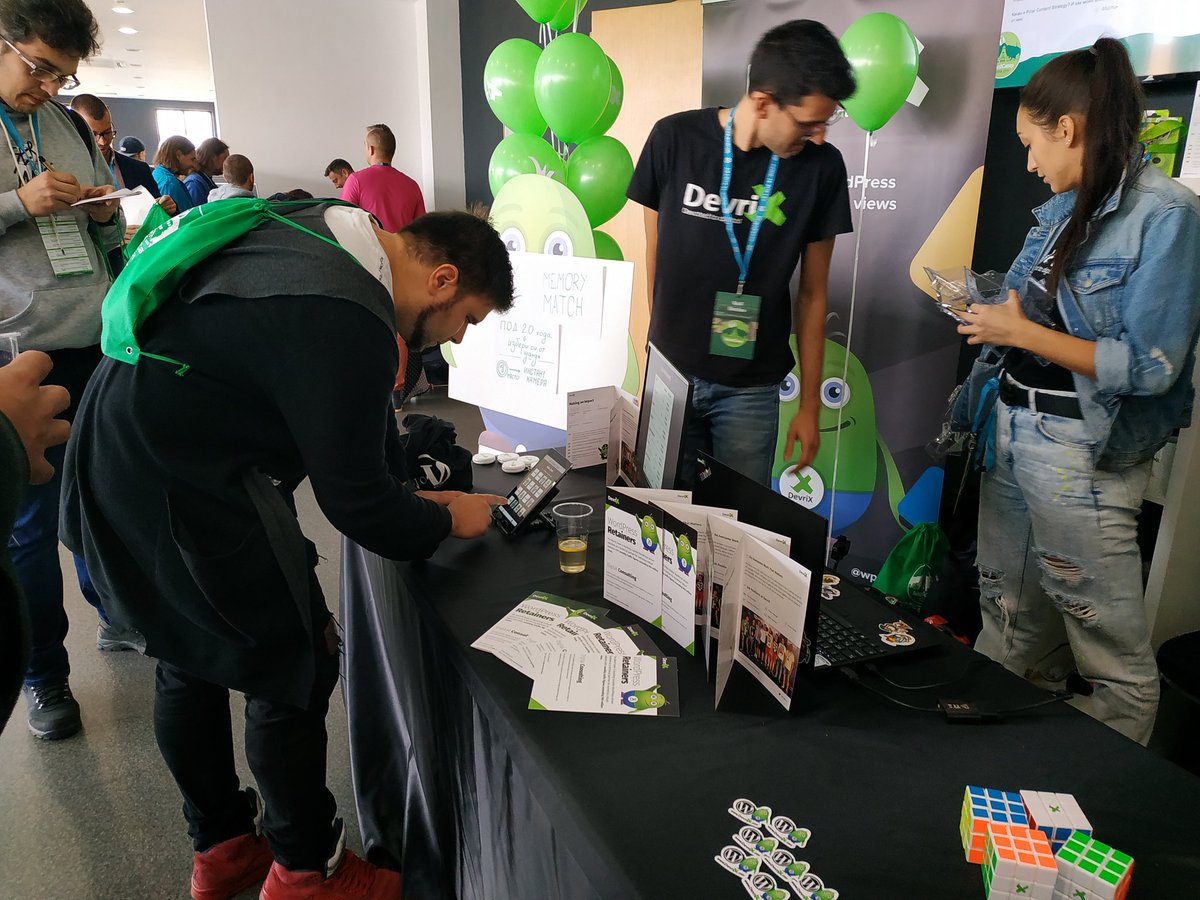 wpdevrix's tweet image. Have you tried your skills at the DiXy Match Game yet? Cool prizes are waiting for you at the #DevriX #wcsof booth 🤘