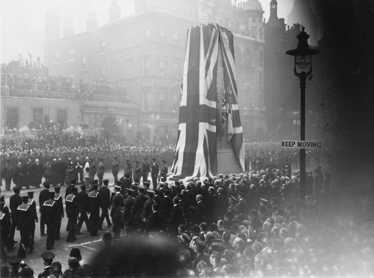 EnglishHeritage's tweet photo. Today, we remember those who have fought and died in conflict. #RemembranceSunday

📷Unveiling the Cenotaph, 1920, Whitehall, London. https://t.co/WcOSe8RodK