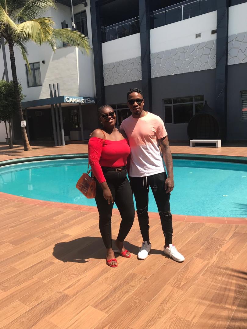Phalzeberry's tweet image. So guys I really had fun this weekend. My weekend was made.I got to see my fav. I’m still smitten 🥰. I love them soo much ❤️❤️❤️❤️ They are soo finee ☺️ #MerIkeForever #MercyMeetAndGreet #Ikeonyema #Ikexthedome #Mercyeke 🥰🥰 @Iam_IkeOnyema @real_mercyeke my favs are the best❤️