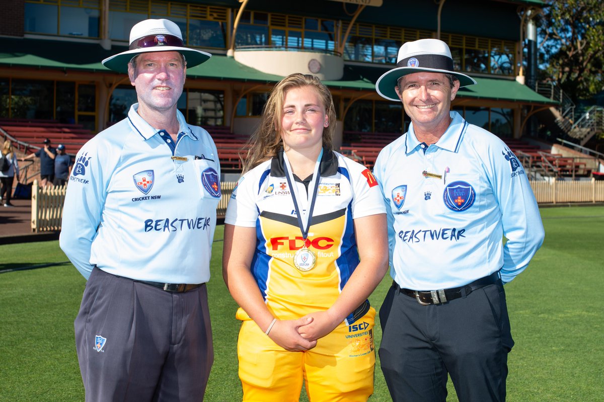 CricketNSW's tweet photo. Bess Heath (65 not out from 36) named Player of the Final in the four-wicket win for her @UniversitiesWCC team over @NDCC1925 in the Women's #NSWPremierCricket First Grade T20 Grand Final🏅🏆 👏

Victors finished 6/120 in reply to 3/119. 

Details at https://t.co/IBDnftRxMs https://t.co/KQv37fWF85