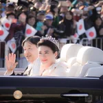祝賀パレード　天皇皇后両陛下〜皇居正門二重橋にて〜