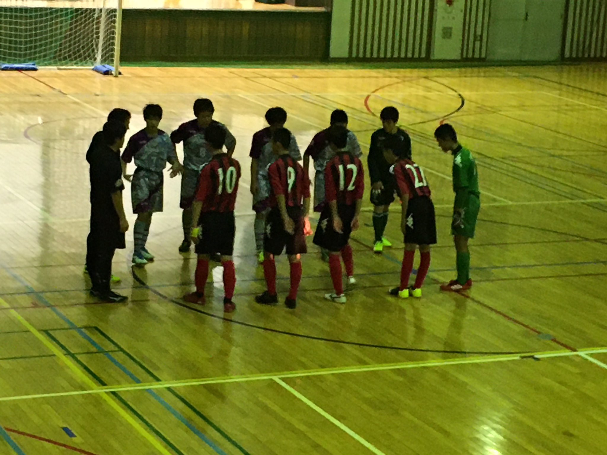 توییتر チャカ 赤黒とともに در توییتر 試合終了 北海道コンサドーレ釧路u 15 7 0 北中学校 後半は泰樹 翼 将仁 大聖 泰樹が決めた 後半の泰樹と翼のワンツーからのゴール 将仁の自陣からのロングシュートでのゴールは凄かったね あと 曜恭の2度の ビッグ