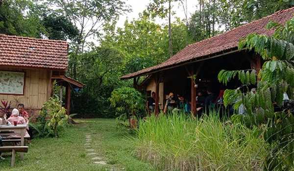 Kedai Menjamur di Kota Bogor, Rumah Kopi Ranin Beri Inovasi brt.st/6m9E