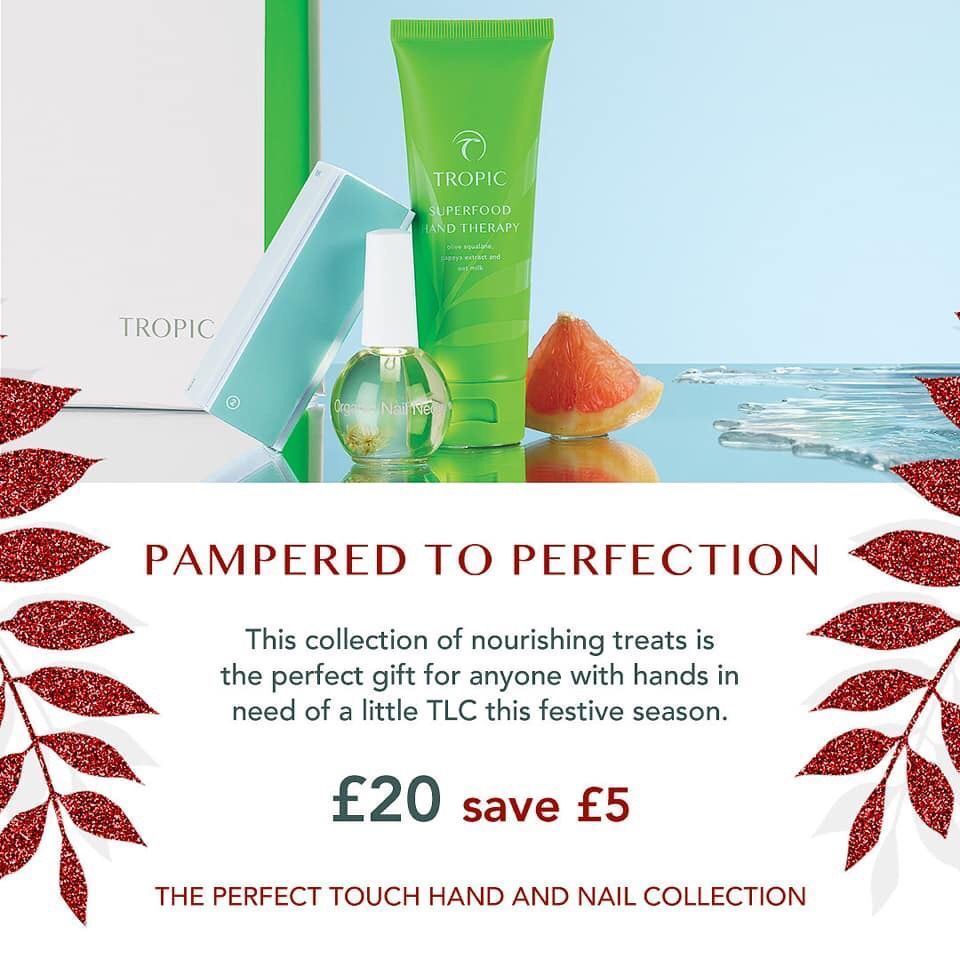 beYOUfabulous's tweet photo. We should be looking after our hands. 
🖐🖐🖐🖐
My word, do they do a lot in a day!

Clean, cook, wipe tears, cuddle, gardening, typing....to name just a few!

#veganbeauty #naturalskincare #carbonneutral #beautythatcares #crueltyfree #britishmade #kentvegans #kentnaturalbeauty https://t.co/xj3Xug3pJo