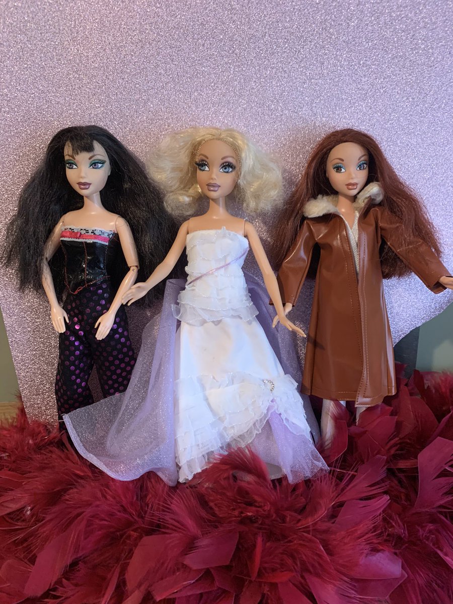 LiveLikeLynne's tweet photo. Loving life! #barbiedoll #barbies #OOAK https://t.co/efCQwtgCv6