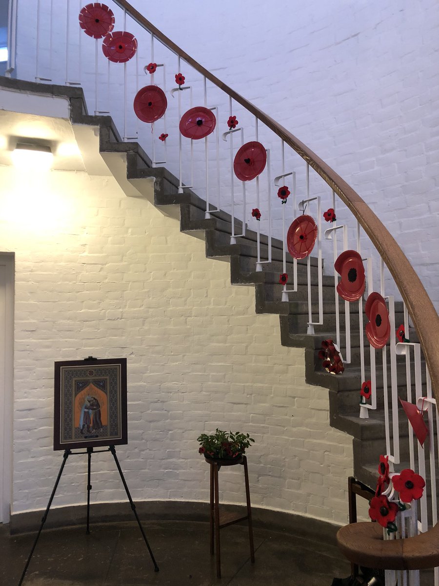 stfrancisnwcstl's tweet photo. Our Guides and Brownies have decorated the Rotunda for Remembrance Sunday, there will be an Act of Remembrance at our 9.30am service #WeWillRememberThem https://t.co/jMcysqRXZ0