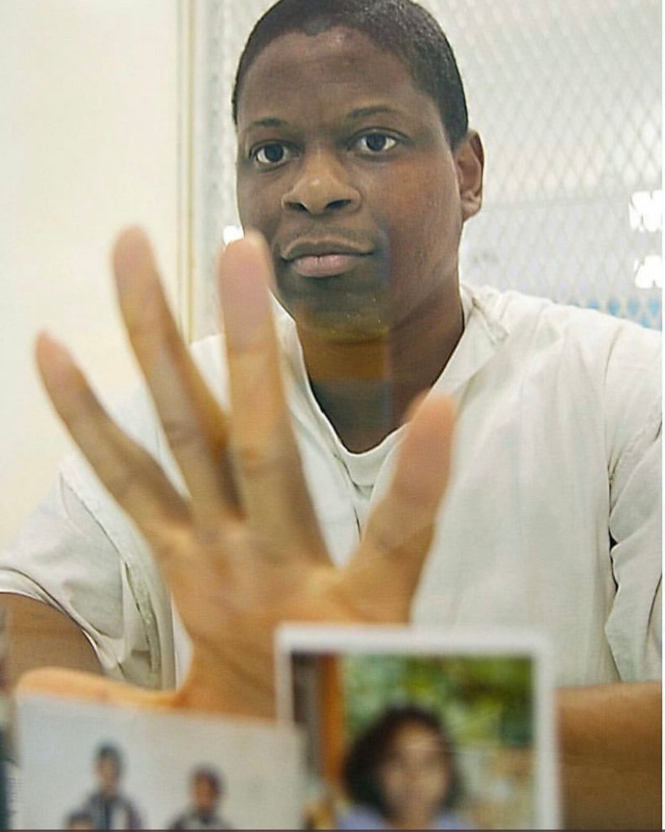 sheunluv's tweet photo. 10 days left and he will be executed for a crime he didn’t commit .. get more info here! #freerodneyreed
Why Killing a human being that we cannot made. EMPRINCE @emprinceofficial join this campaign https://t.co/IqD3dCl3kx