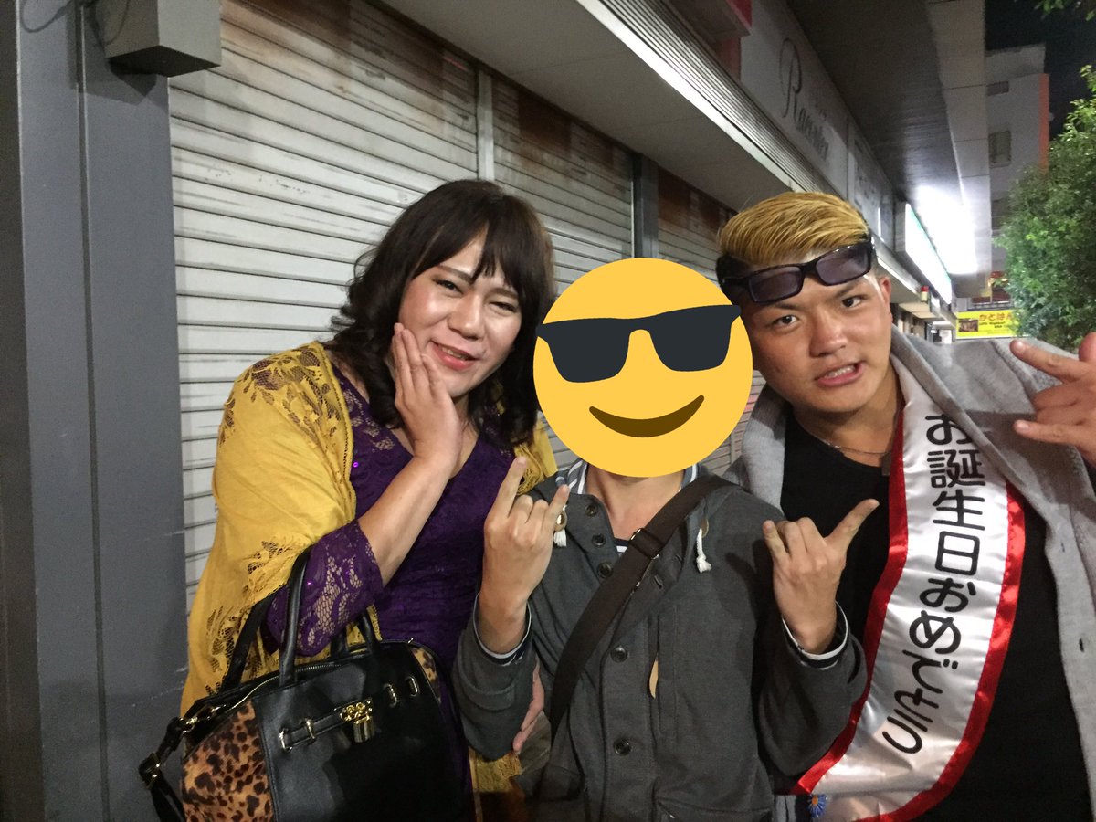 Hwtsyochan's tweet photo. 昨日は、人生初めての配信者凸にお邪魔しました🙆‍♂️

軍曹は思ってたよりも、デカく
かなり迫力がありました🐻
そんな傍ら、どんだけ酒を飲んでても
周りに気を配り、とてもしっかりしてて、感心しました！！

ななちゃんも途中参加で、貴重なスリーショットも頂き、大満足です！
#かず軍曹 #ななちゃん https://t.co/pFup4cRRFK