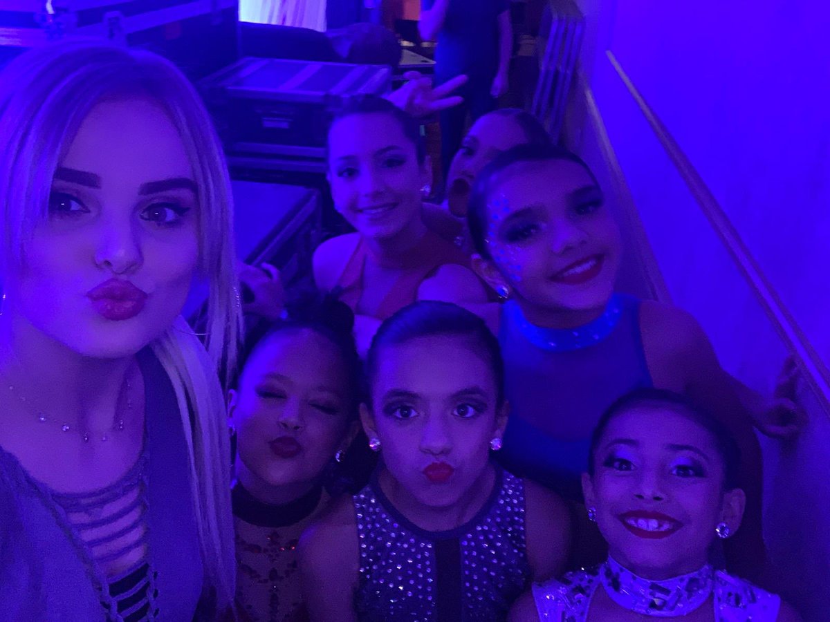 ItsMiaDiaz's tweet photo. Some more pics from the Hollywood Vibe Dance Conoetition tonight . Follow my Instagram for lots more pics and videos @miadiaz https://t.co/nB06JsQ3Pr