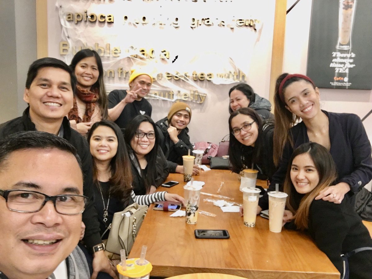 rolynecharisse's tweet photo. Super enjoyed our time together ✨❄️ #milktea #coconight https://t.co/FVb6AnH7y2
