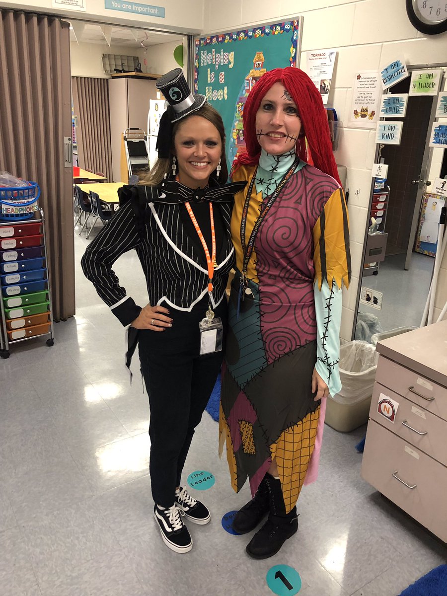 TinkerKinder's tweet photo. Mrs. Batten and Mrs. Jesica On Duo Day, Throwback Thursday and Book-O-Ween! https://t.co/Cq8As9HefM