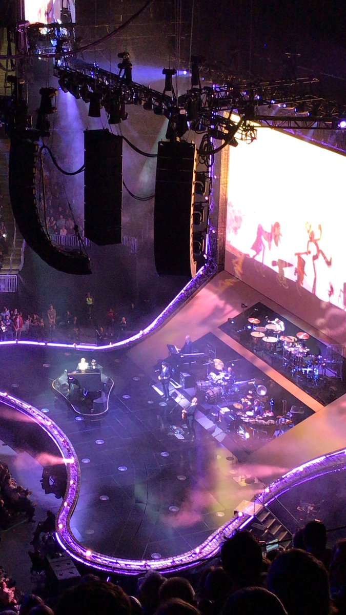 DrTschida's tweet photo. Elton John Farewell tour concert in Atlanta. https://t.co/ZZSuR3yjwZ