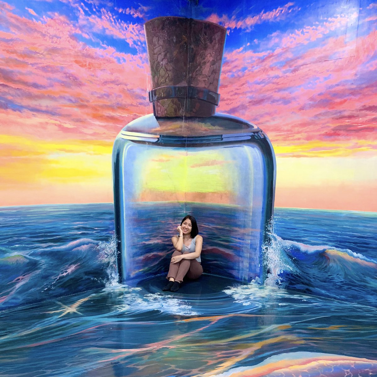 Genie in a bottle or message in a bottle 🤔#opticalillusion #artinisland #cubao #philippines #iphonephotography #passionpassport #traveltheworld #travelphotography #travelgram #instatravel #travel #wanderlust #stephmuneztravels