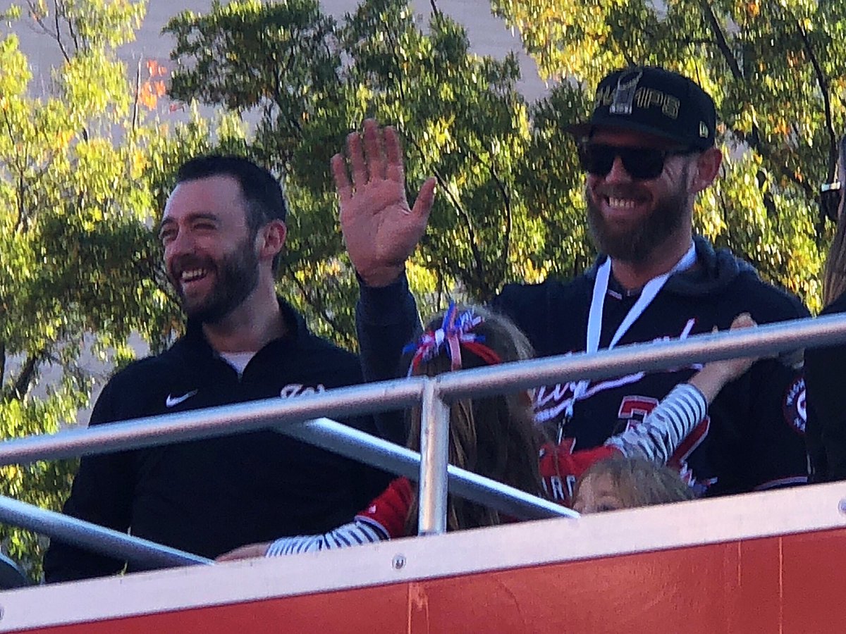 kchav757's tweet photo. Today was so amazing! Thanks to a few kind strangers, we got to stand right by the parade and see all the players so clearly! We are so glad we got to experience the parade first hand as a family. #ibackthenats #fightfinished https://t.co/5B99FpzgO2