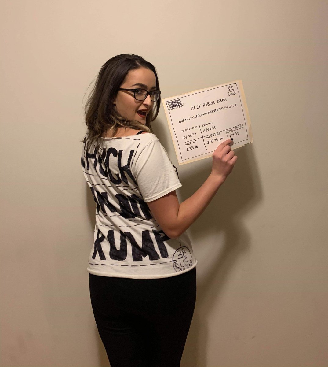 BiondoLia's tweet photo. Dressed up as the scariest thing on Capitol Hill this season....mandatory country of origin labeling. π±
DON'T STOP CALLING YOUR MEMBERS OF CONGRESS: (202) 224 - 3121 #BringBackCOOL #FairCattleMarkets https://t.co/gZSauM361b