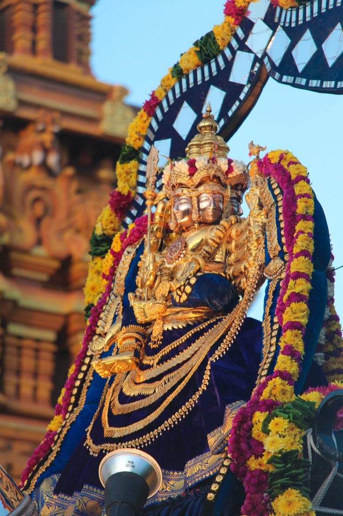 KALIARULAR_EROS's tweet photo. The 'Asuran' The 'Demon' πΉ Was Destroyed By #LordMurugan #Protector #GodOfProtection At #NallurKandaswamyKovil #NallurKandaswamyTemple #SuranWar 2-11-2019 #Nallur #Jaffna #SriLanka My #Spiritual #Tamil #SpiritualLife Is My #RealLife. Good Vs Evil. Good Will Win. π #JobWellDone https://t.co/IHWeqZyL8t