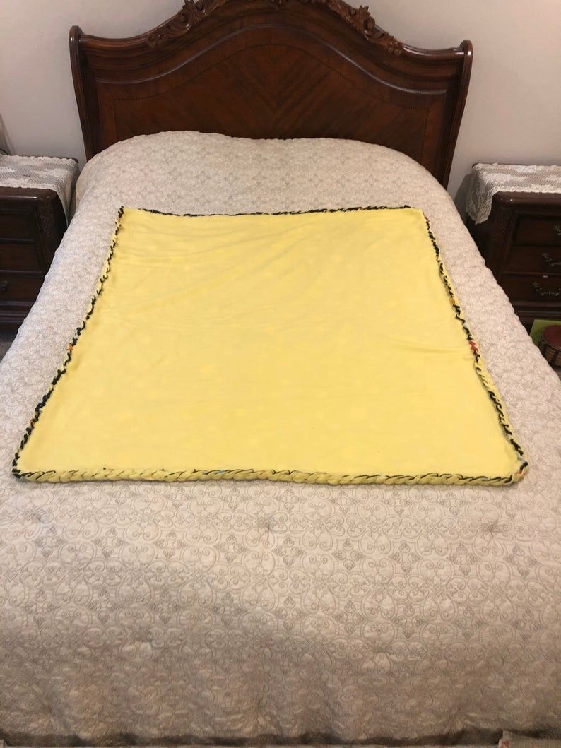 HodsonsD's tweet photo. Excited to share this item from my #etsy shop: Star Light Star Bright - Hand Braided Edge - Two-Sided Fleece Blanket - Throw #housewares #bedroom #bedding #stars #holidaypresent #warmsnuggle https://t.co/RfUy9mrCjh
 https://t.co/hqlDR0Vo24 https://t.co/sMNwLVd0n5
