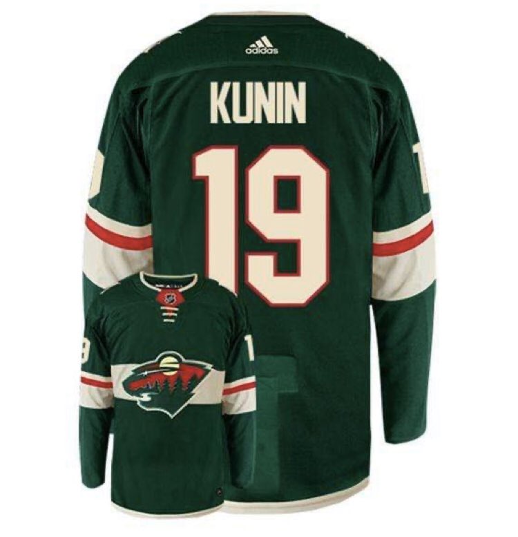 IamMaryMo's tweet photo. 6 year old Hugo will trade one of his #HugosHuddle jerseys for a @lukekunin9 @mnwild jersey. Who can make this deal happen? #Type1 #T1D #hockey #baseball @JDRFMinnesota #LukeKunin #type1diabetes #connections #WhoHasThem https://t.co/tlhqUTLvSJ