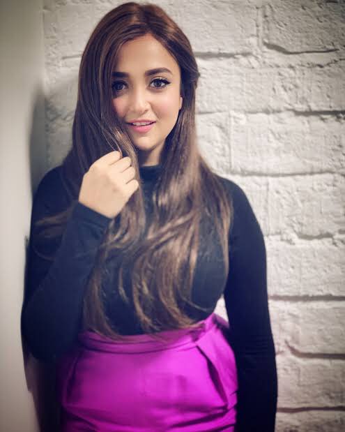 Wishing you a great year ahead @monalithakur03. You are as beautiful as your voice. #HappyBirthday #MonaliThakur the most melodious singer of this generation. #HappyBirthdayMonaliThakur