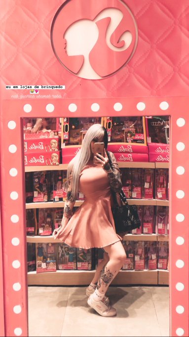 bem Barbie ?? https://t.co/JbBTDQQ53J