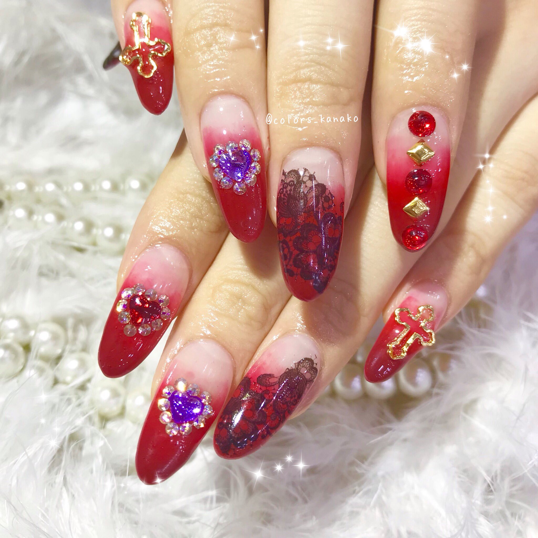 Color S カラーズ やすいかなこ お客様nail Vtuber 葛葉さん 痛ネイル 他のお爪は赤のグラデーションにおまかせデザイン 痛ネイル