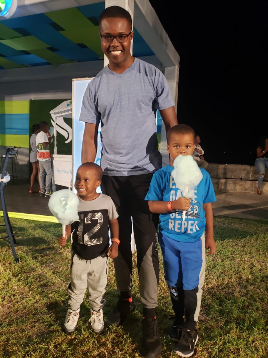 SagicorJa's tweet photo. Smiling faces were on display tonight at #MeetStreet here at #JFDF2019. Family, friends and finance with a bank that’s #InYourCorner. https://t.co/rVl6e9ryQS