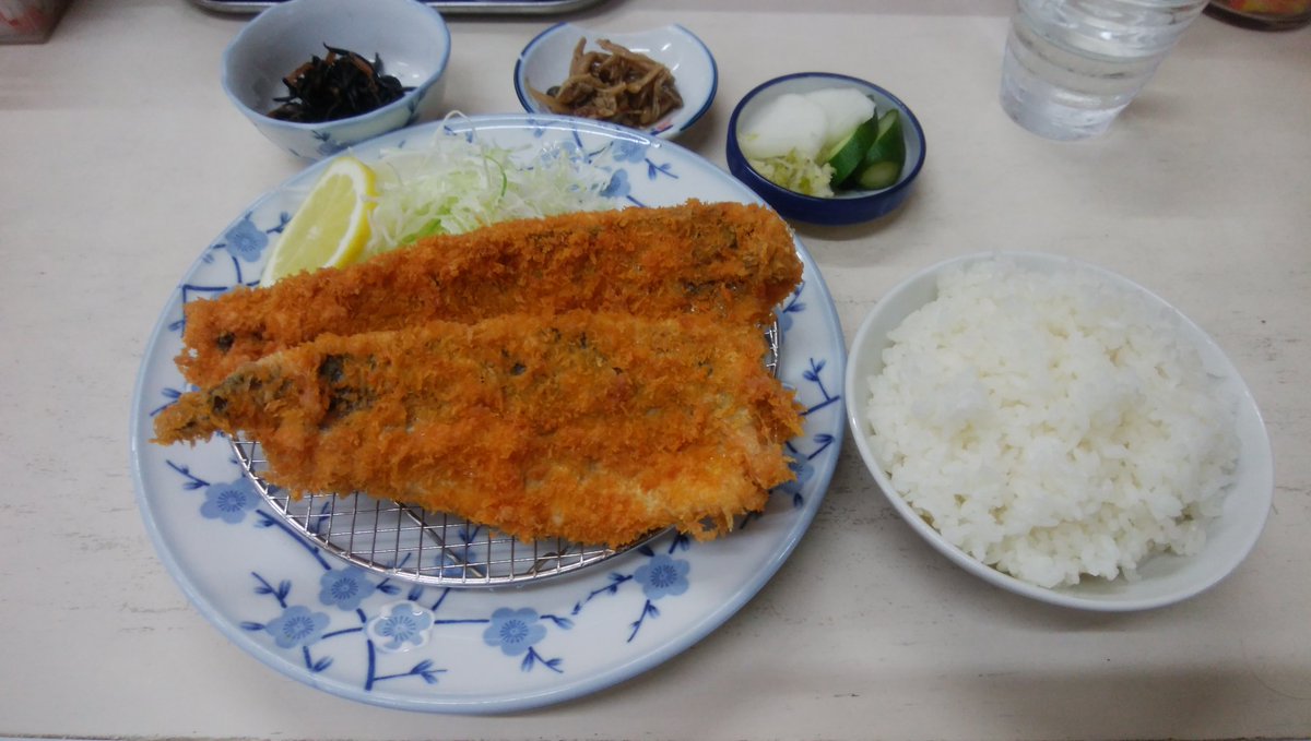 一二三 孤独のグルメ Season6で出た千葉県浜金谷の食堂 はまべ のアジフライ定食を食べる まだ人気で1時間並んだ 19年台風19号 21号被害ありましたがちゃんと営業しててよかった なめろうなど単品は今はやってないとのこと アジ肉厚で旨い