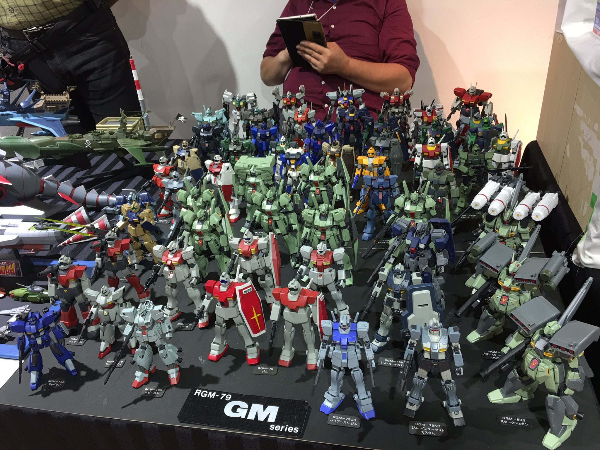 リース フェレス バージムはgm系列に含むの 極小人間のは去年も見た記憶が ハロって意識しないと気付きませんでした