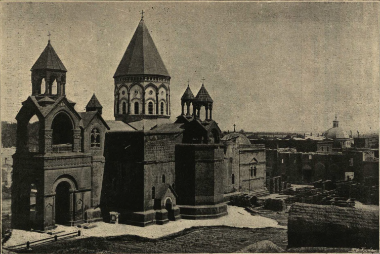 "C'est avec un descendant des Sardares d'Erivan nommé Agha Khan-Erivansky que j’aifait l’excursion obligatoire à Etchmiadzin." It was with a descendant of the Sardars of Erivan named Agha Khan-Erivansky that I went for the obligatory tour to Etchmiadzin.