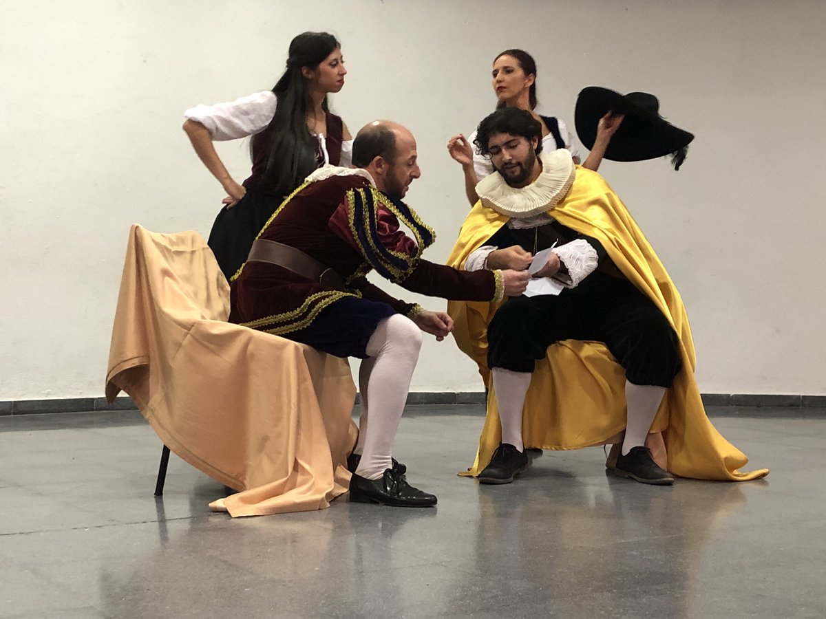 Conferencias, gachas, rutas misteriosas y cenas con el Tenorio, todo lo que Mundamortis ofreció en la tarde de ayer Sábado